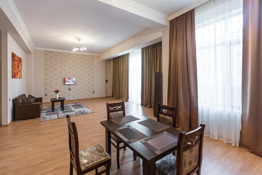 Delmar Hotel Baku Buzovna 外观 照片